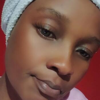 Babysitter Port Elizabeth: Andiswa
