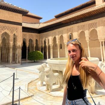 Niñera en Florencia: Sara