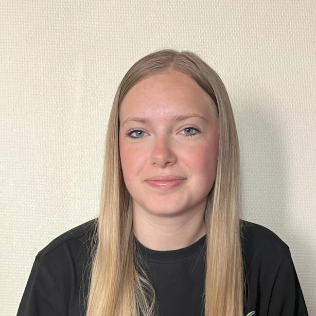 Babysitter in Caen: Cléo