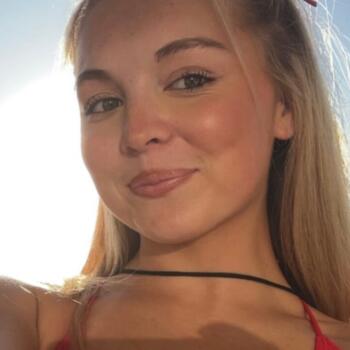 Babysitter in Melbourne: Scarlett