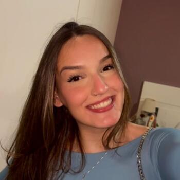 Babá em Taubaté: Júlia