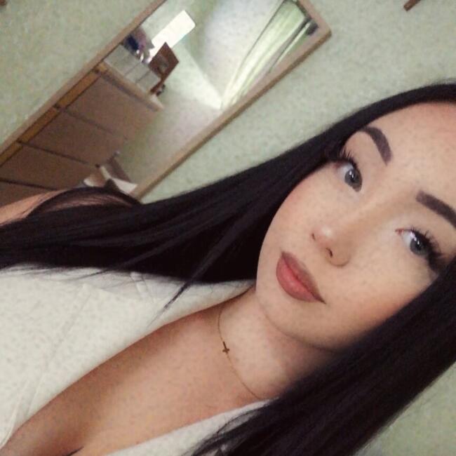 Babysitter in Neuville-Saint-Rémy: Maëlline