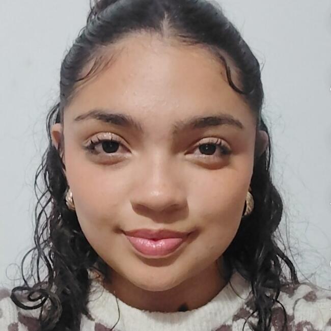 Niñera en Ibagué: Valentina blanco