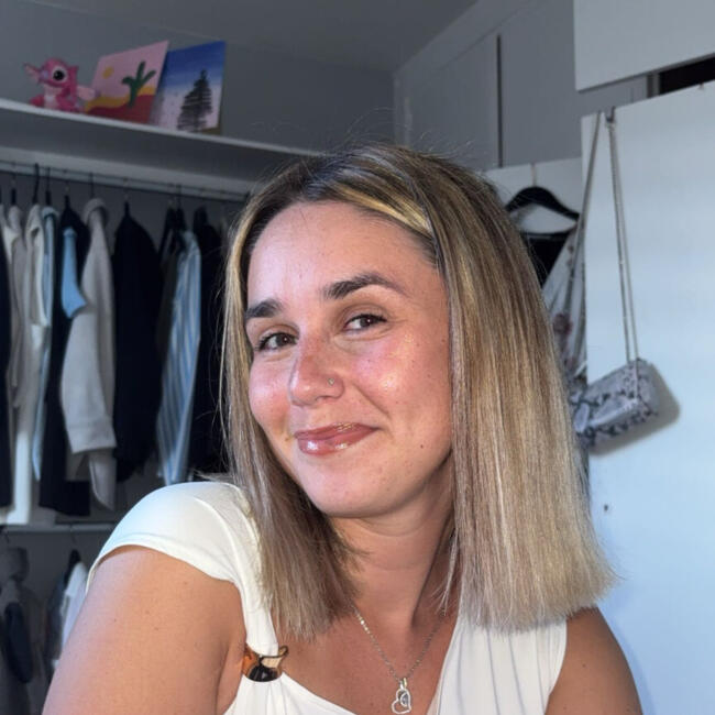 Babysitter in Pontoise: Melanie