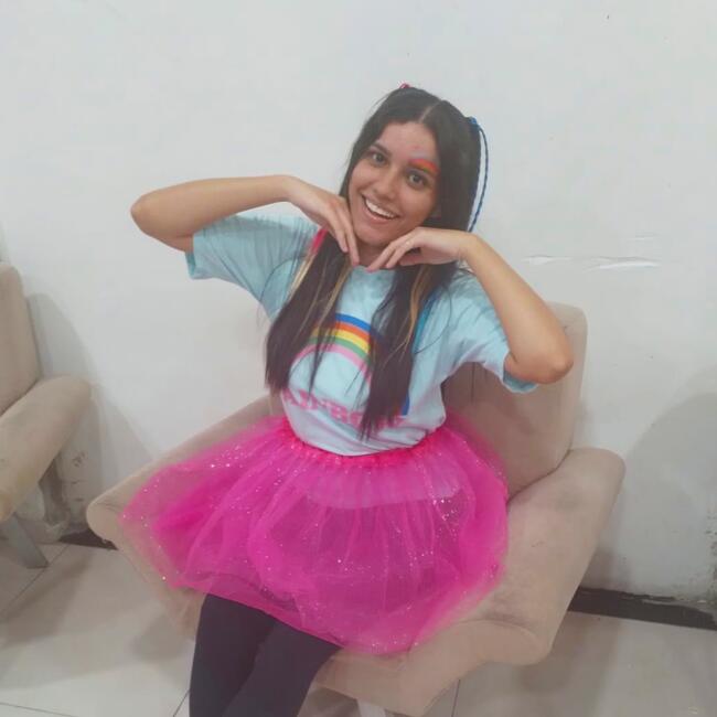 Babá em Fortaleza: Tia Ray