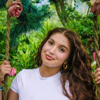 Babysitter in DeKalb: Sophia