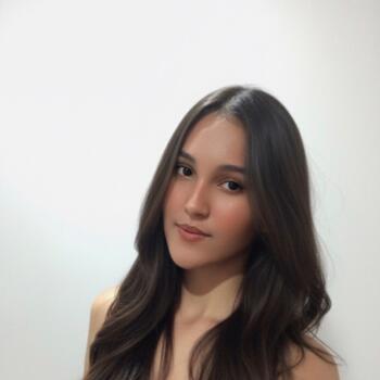 Babysitter in Senador Canedo: Liriel