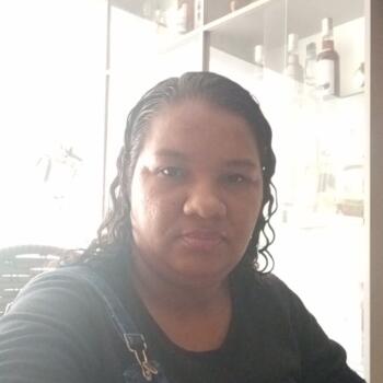 Babysitter in Recife: Edivania Julia da Silva