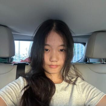 Babysitter in Singapore Island: Lauren
