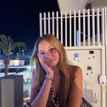 Babysitter in Couvron-et-Aumencourt: Melina
