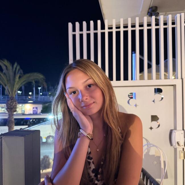 Babysitter in Couvron-et-Aumencourt: Melina