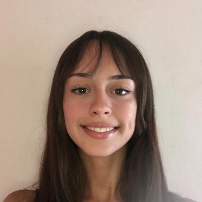 Babysitter in Seville: Ariadna