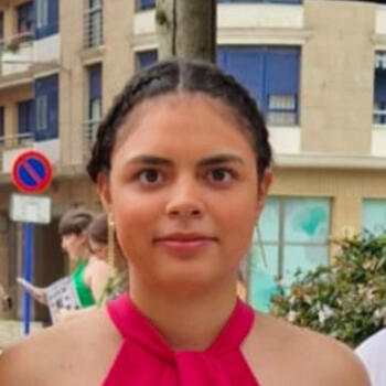 Niñera en Erandio: Laura