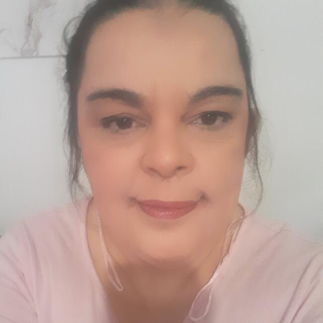 Childminder in Béthune: Houria