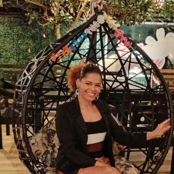 Babysitter Cabo Frio: Daniela