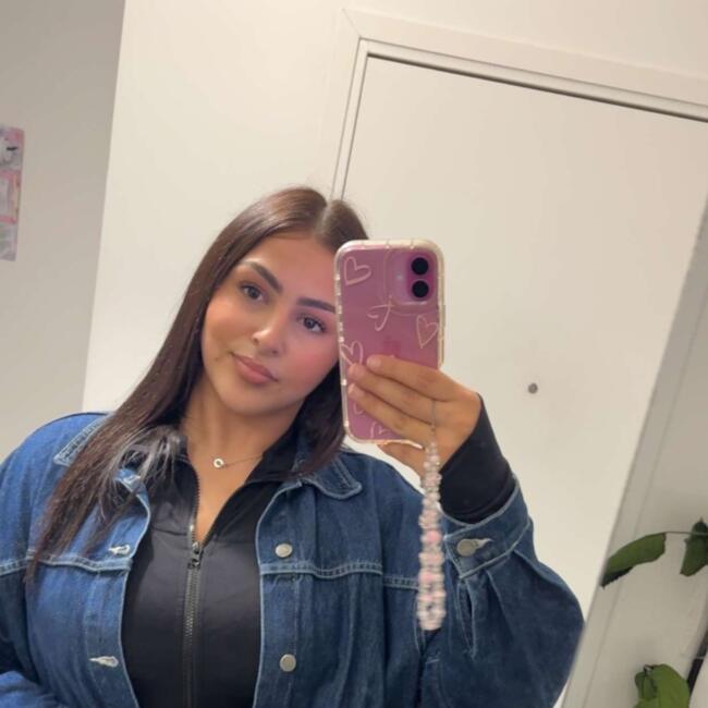 Babysitter in Villetaneuse: Denise nesrine