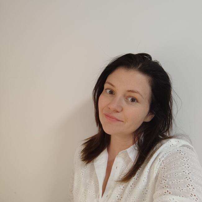 Babysitter in Szeged: Ágota