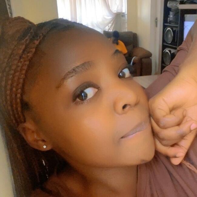 Babysitter in Sharjah city: Michell T