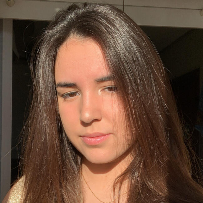 Canguro en Zaragoza: Alexandra