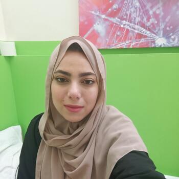 Babysitter a Genova: Houda