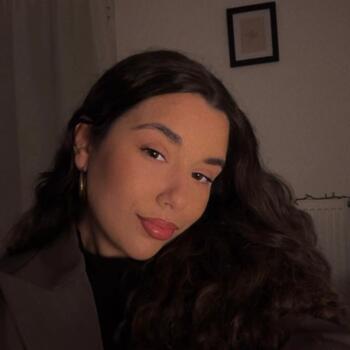 Babysitter στην περιοχή Αιγάλεω: Αρετή