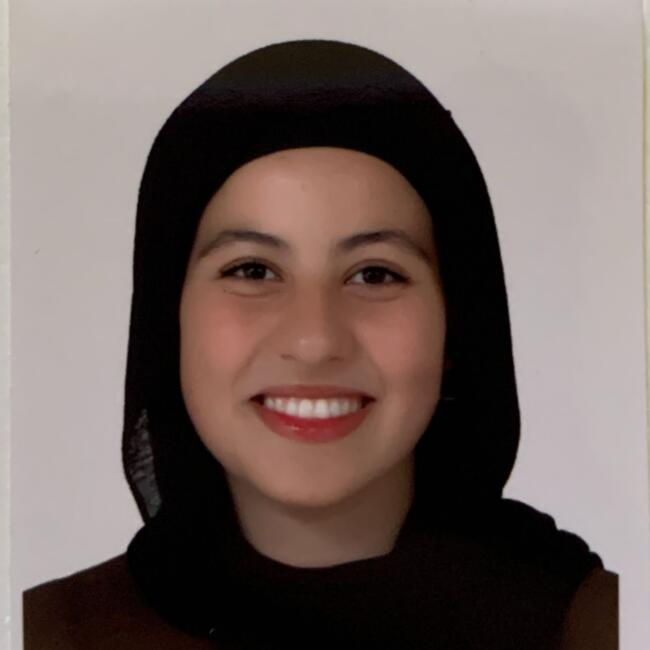 جليسة أطفال في رباط: Asmae