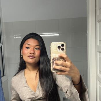 Babysitter Seville: Chaya