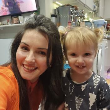 Babysitting job in Bedford: babysitting job Lavinia