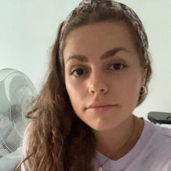 Baby-sitter in Nice: Coralie