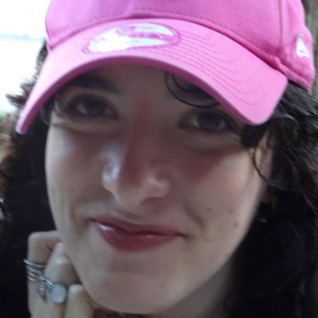 Babysitter in Porto: Ana