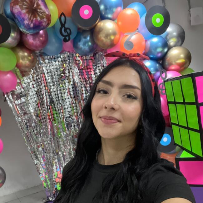 Babysitter in Armenia: Maria Camila Román