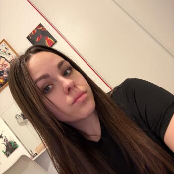 Babysitter in Riorges: Sasha