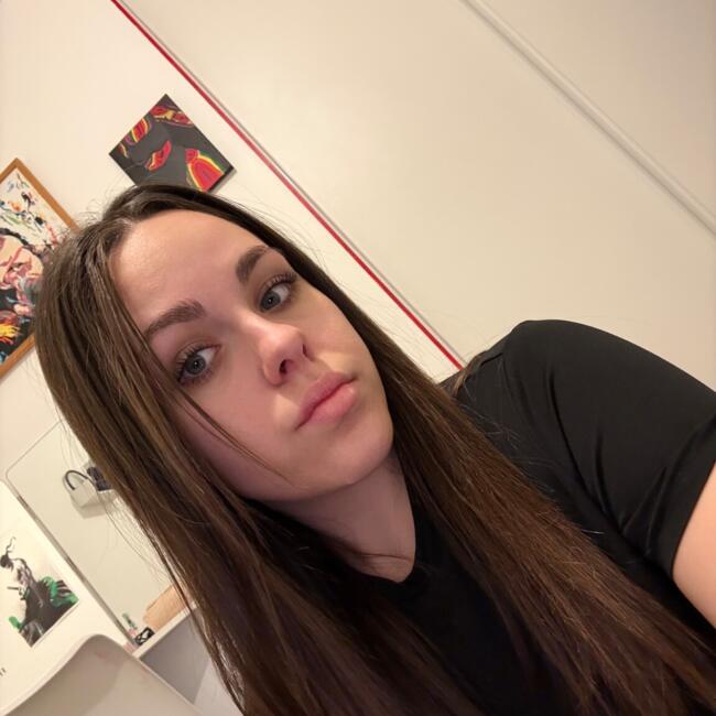 Babysitter in Riorges: Sasha