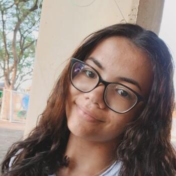 Babá em Sinop: Valéria