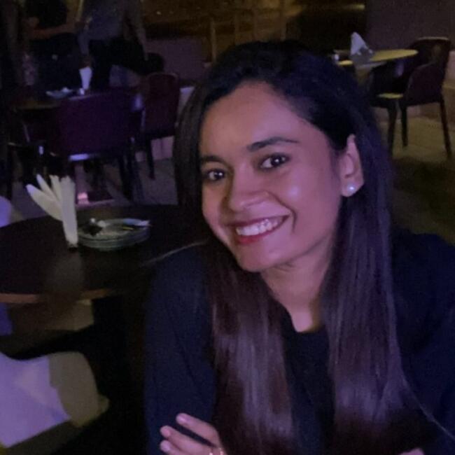 पुणे में बेबीसिटिंग की नौकरी: Ayesha