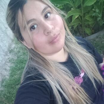 Babysitter in San Luis: Melanie