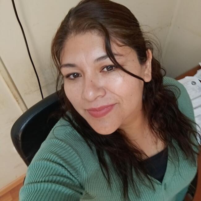 Babysitter in Los Cerrillos: Edith