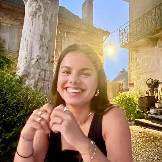 Babysitter in Lille: Clémentine