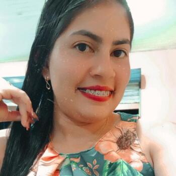 Babá em Maringá: Jakeline