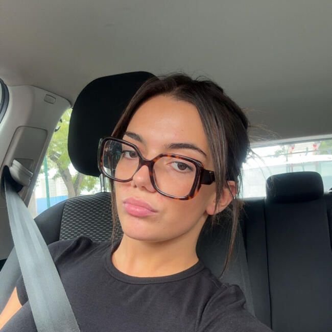 Babysitter in Sartrouville: Natalie