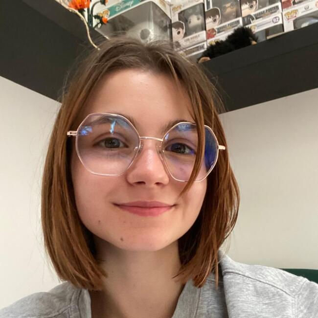 Babysitter in Saint-Georges-sur-Meuse: Sarah