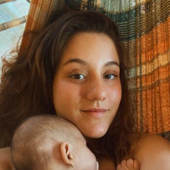 Babá em Estância Velha: Amanda