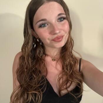 Babysitter in Cherbourg: Camille