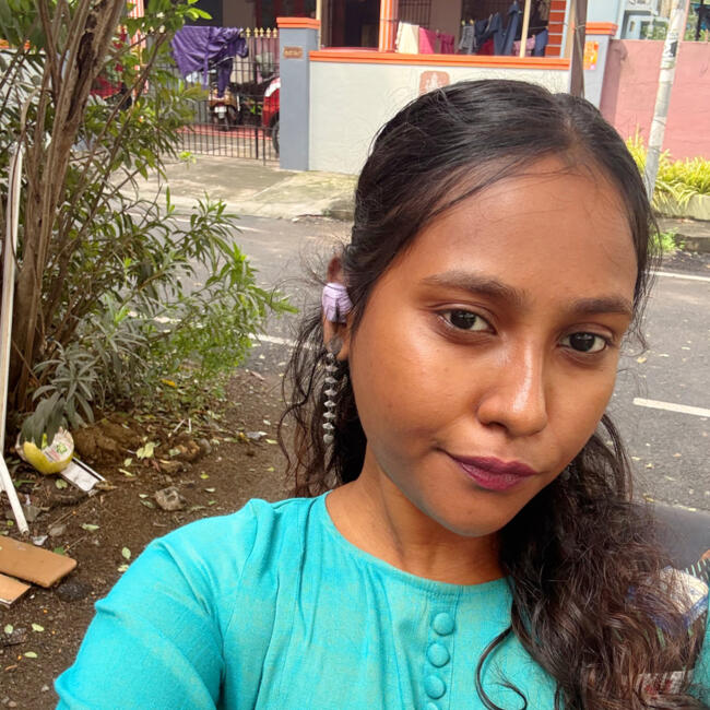 चेन्नई में बेबीसिटर: Keerthi