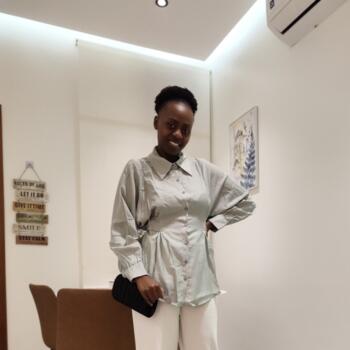 مربية أطفال في الرياض: Irene Winfrey