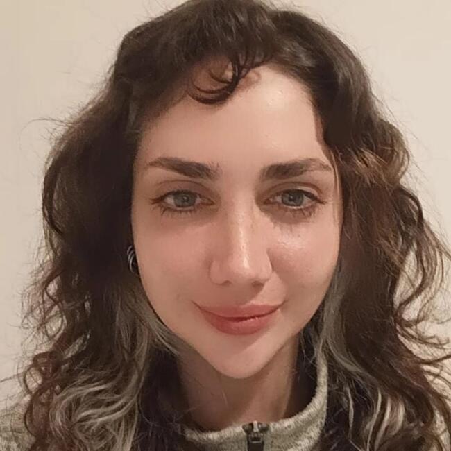 Babysitter in Lisbon: Valentina