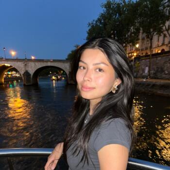 Babysitter in Boulogne-Billancourt: Natalia