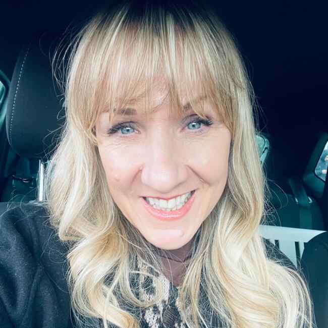 Babysitter in London: Pauline