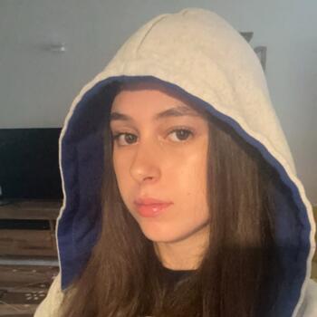 Babysitter in Villetaneuse: Shana