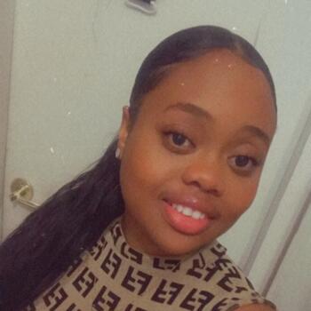 Babysitter in Port of Spain: Shuntel